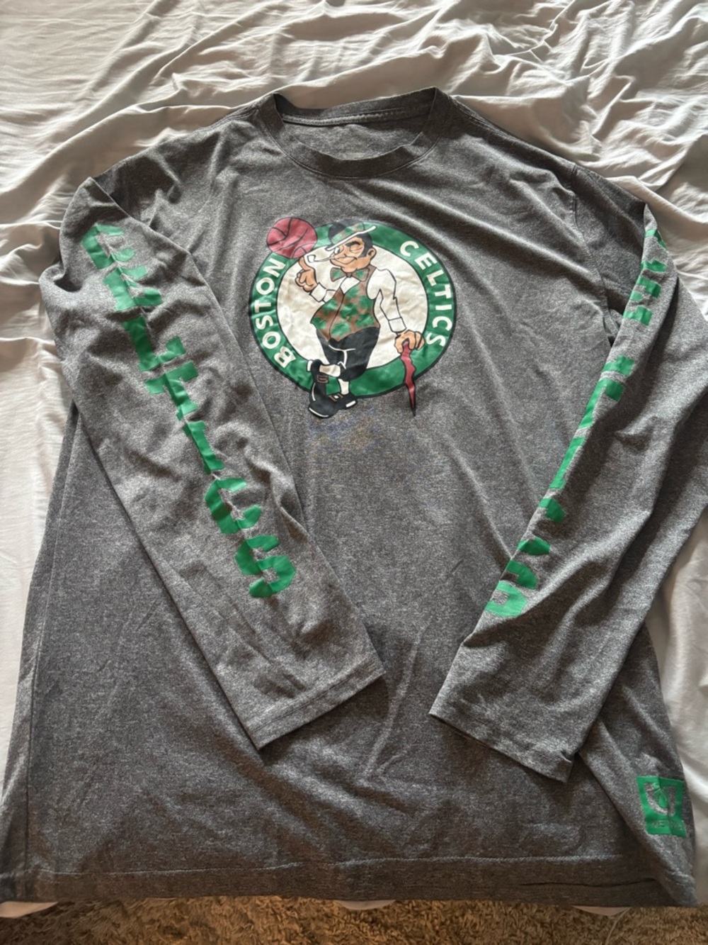 Boston Celtics Gray Long Sleeve Tee with Team Logo